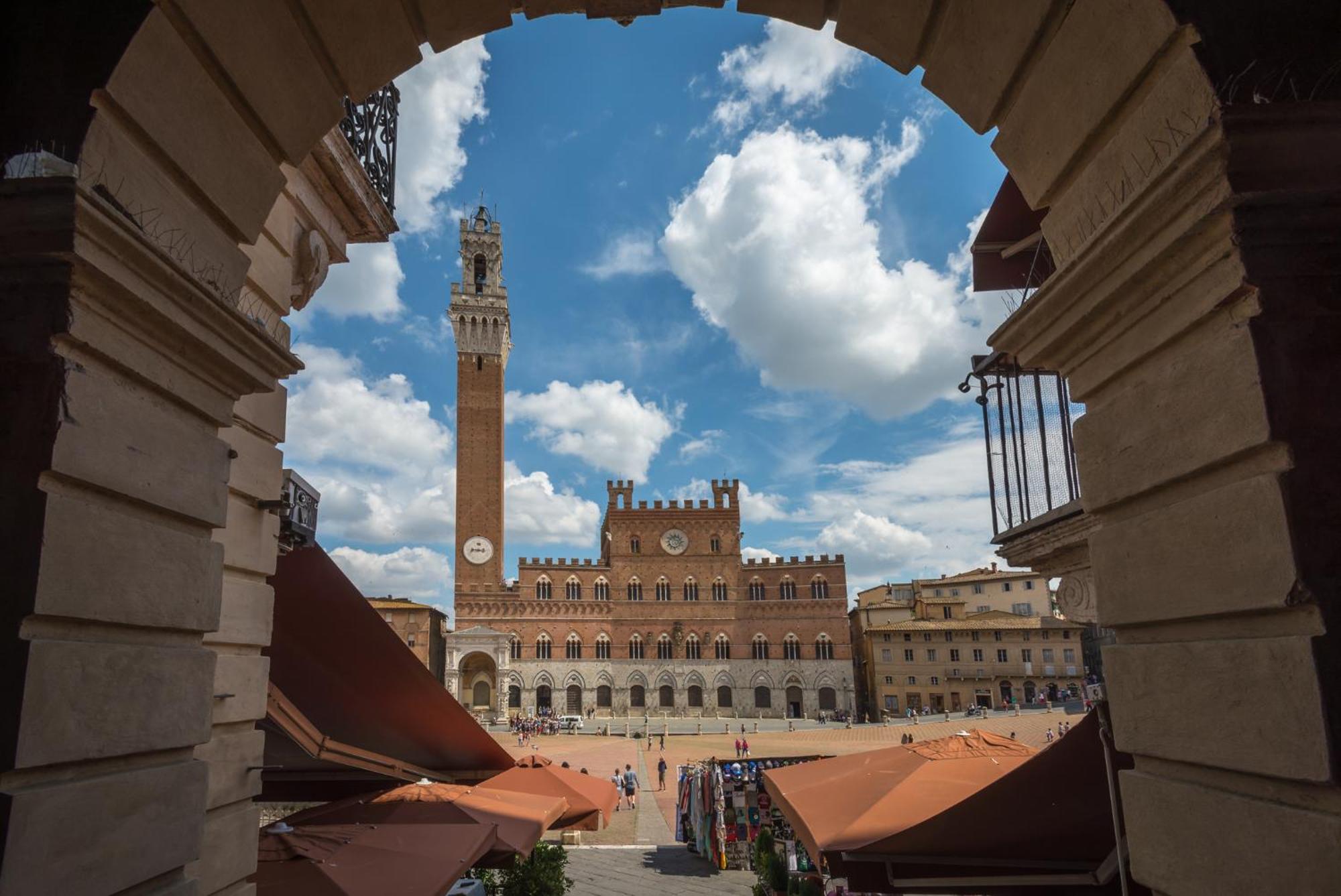 Loft 47 Daire Siena Dış mekan fotoğraf