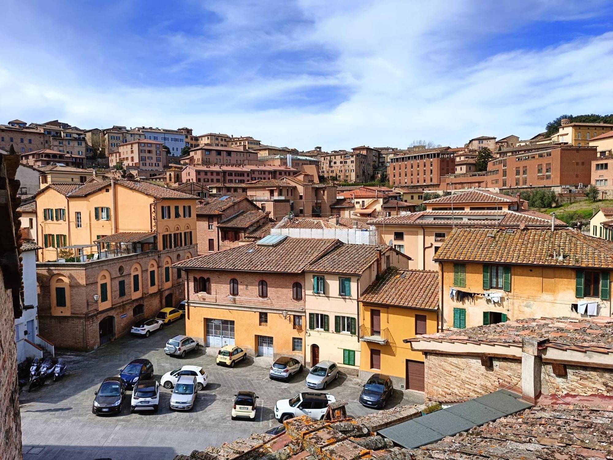 Loft 47 Daire Siena Dış mekan fotoğraf